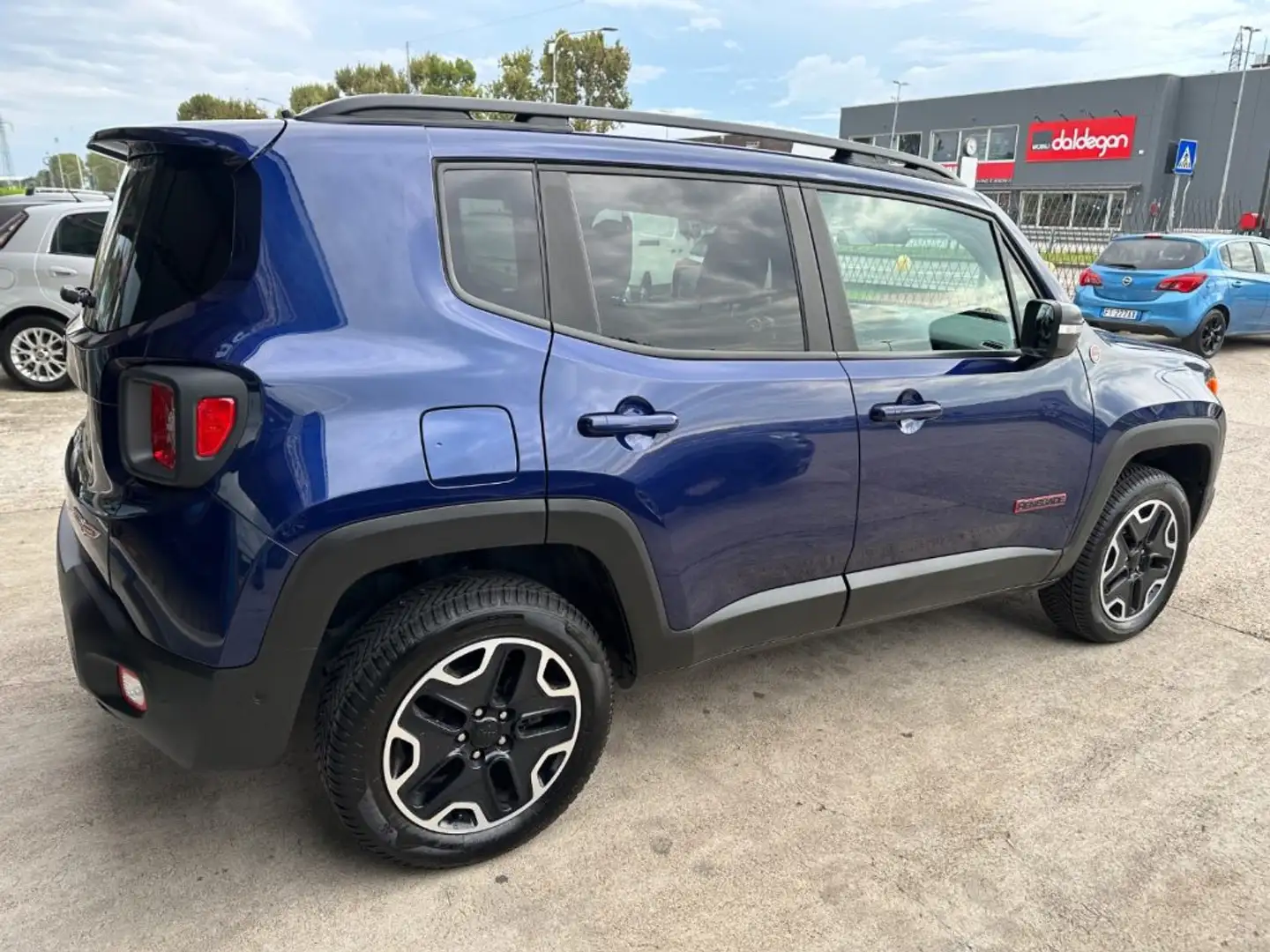 Jeep Renegade 2.0 Mjt 170CV 4WD Drive Low Trailhawk Bleu - 2