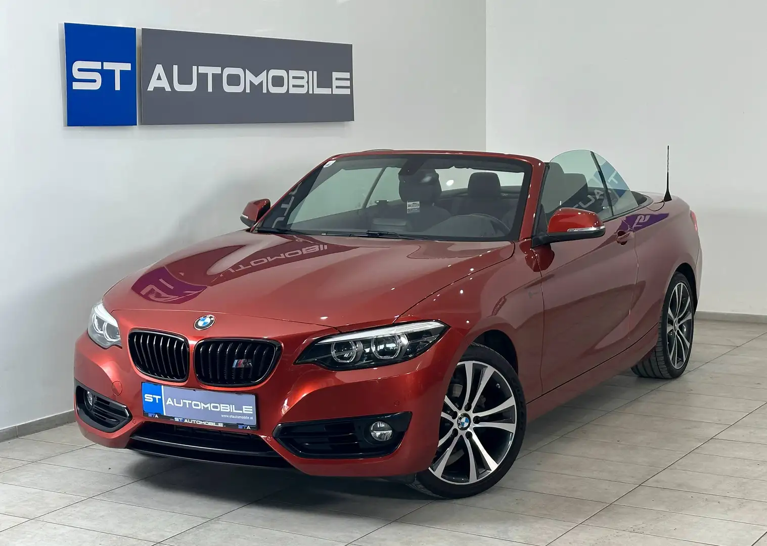 BMW 218 i Cabrio M-Sportpaket Aut. // NAVI // Orange - 1