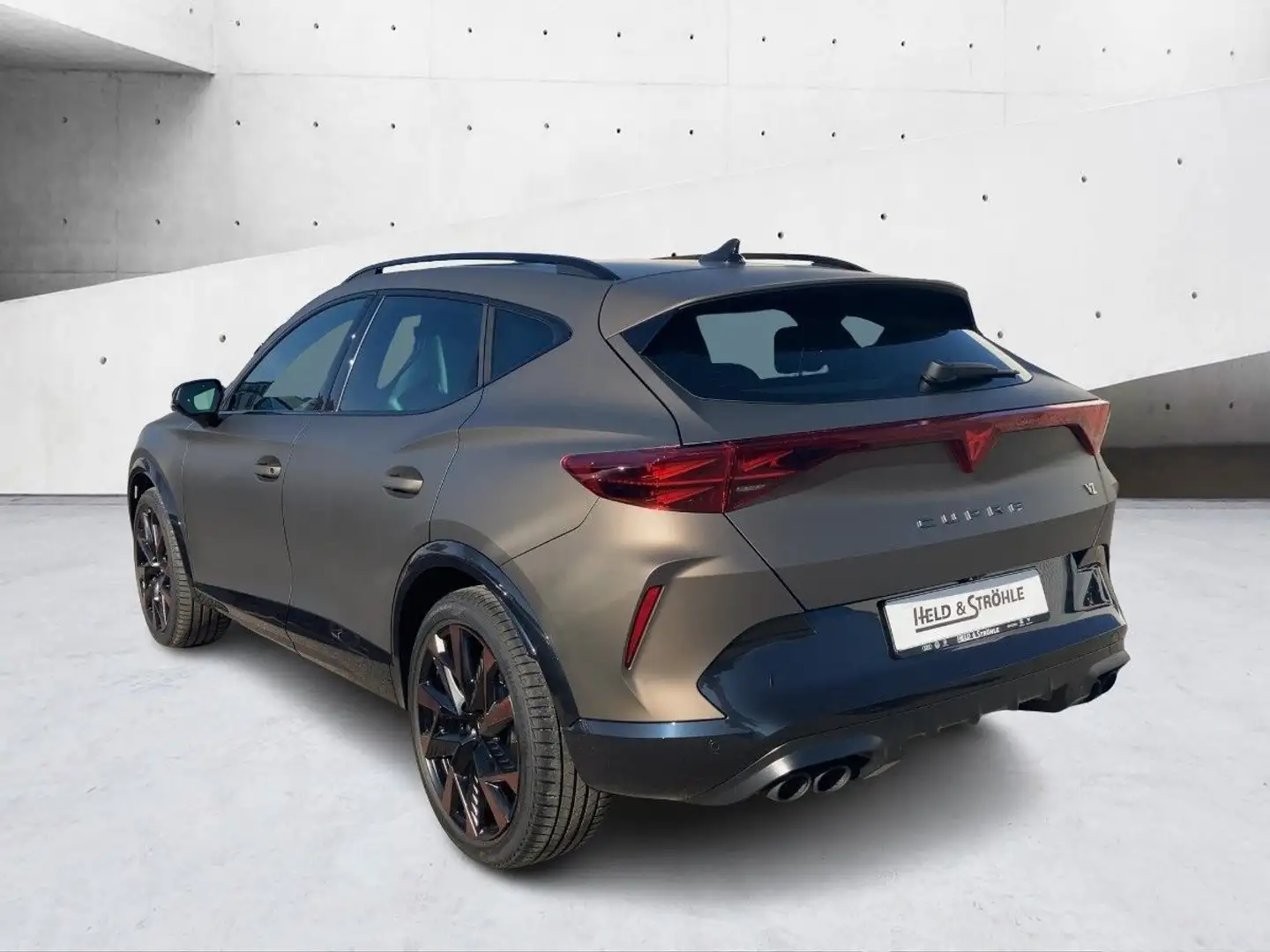 CUPRA Formentor VZ Extreme 2.0 TSI 245 kW AHK PANO smeđa - 2