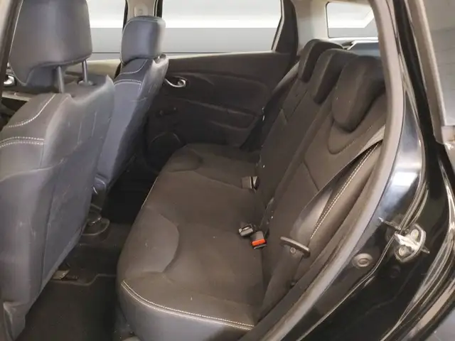 Renault Clio view 7