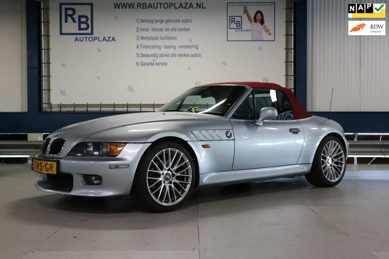 BMW Z3 Roadster 2.8 6 CYL / WIDE BODY / RED LABEL / APK 5 Grijs - 1