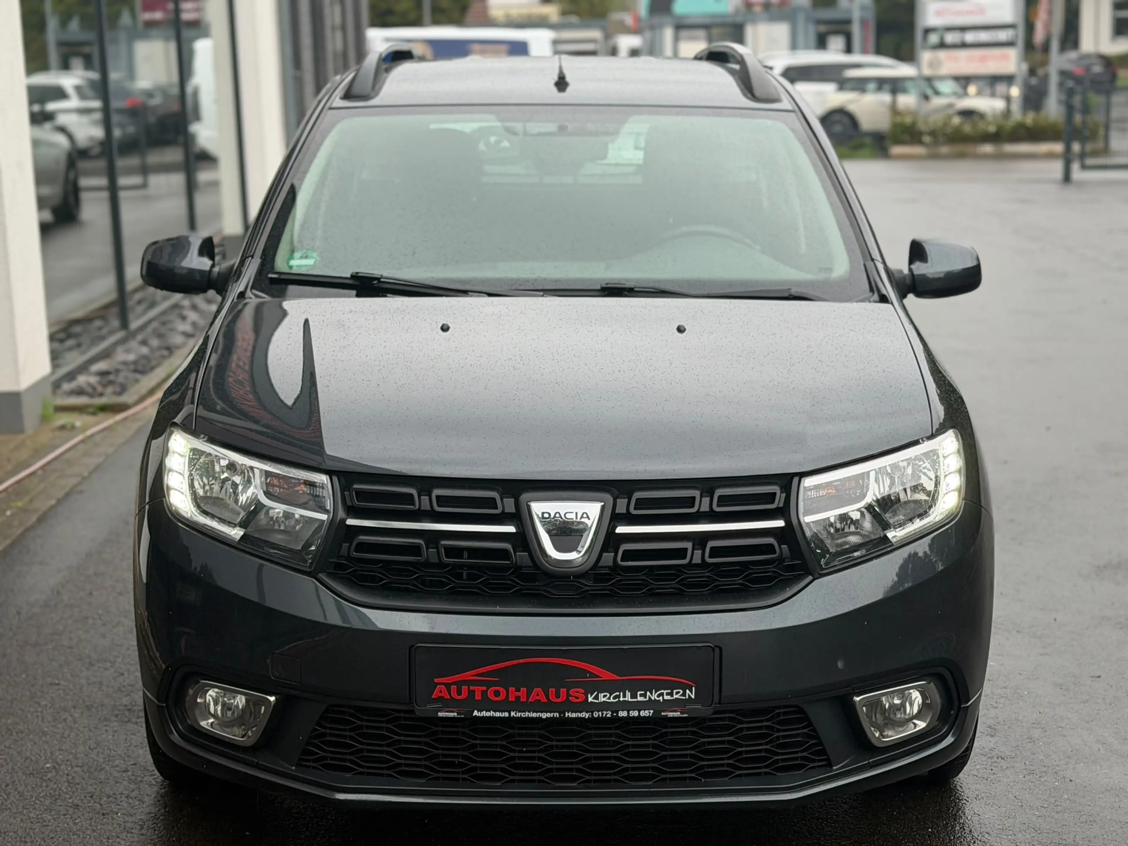 Dacia Logan Laureate 1. Hand Behindertengerecht-Umrüstung mögl. Allwetter HU/AU:NEU — photo 2