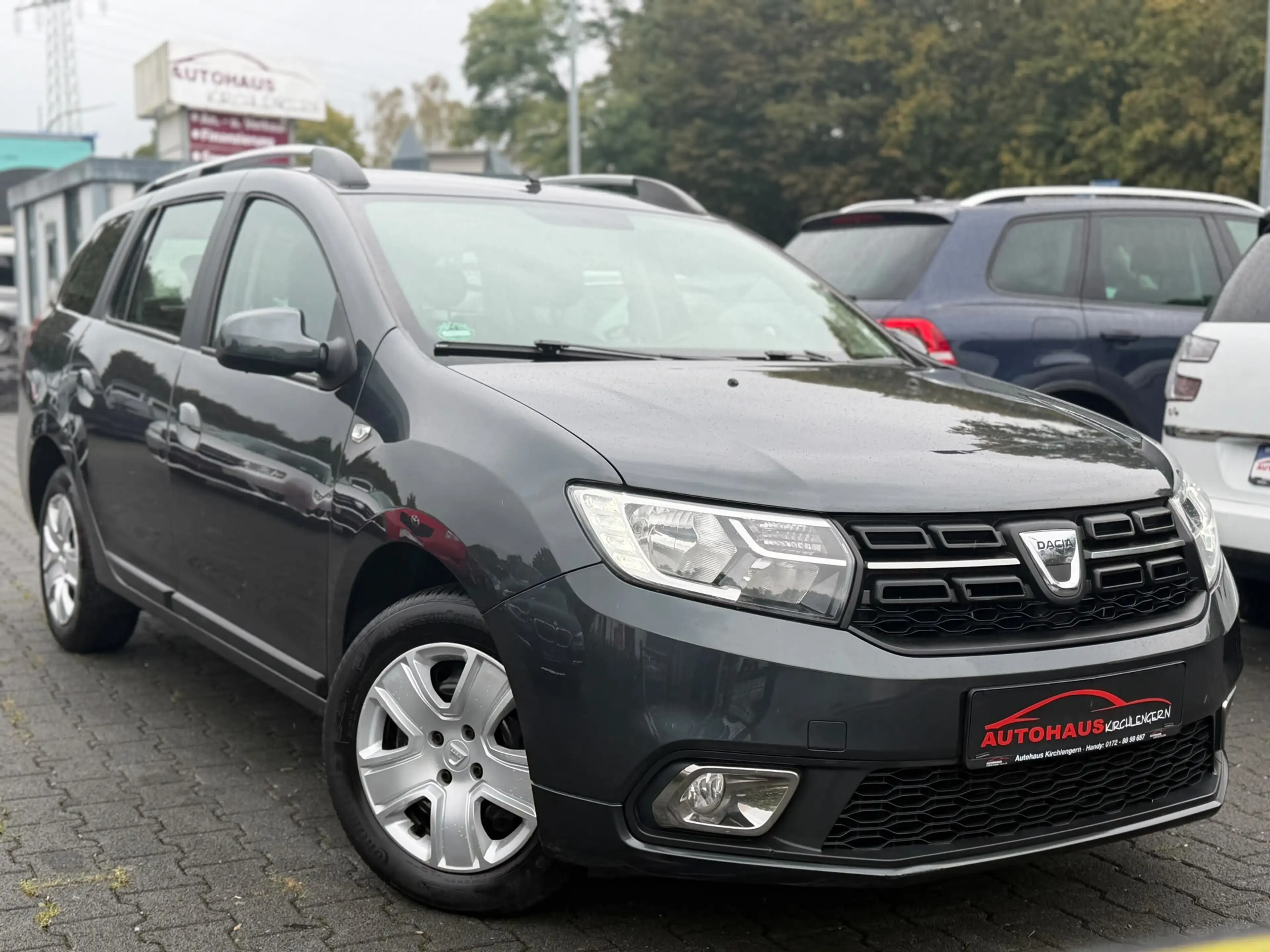 Dacia Logan Laureate 1. Hand Behindertengerecht-Umrüstung mögl. Allwetter HU/AU:NEU