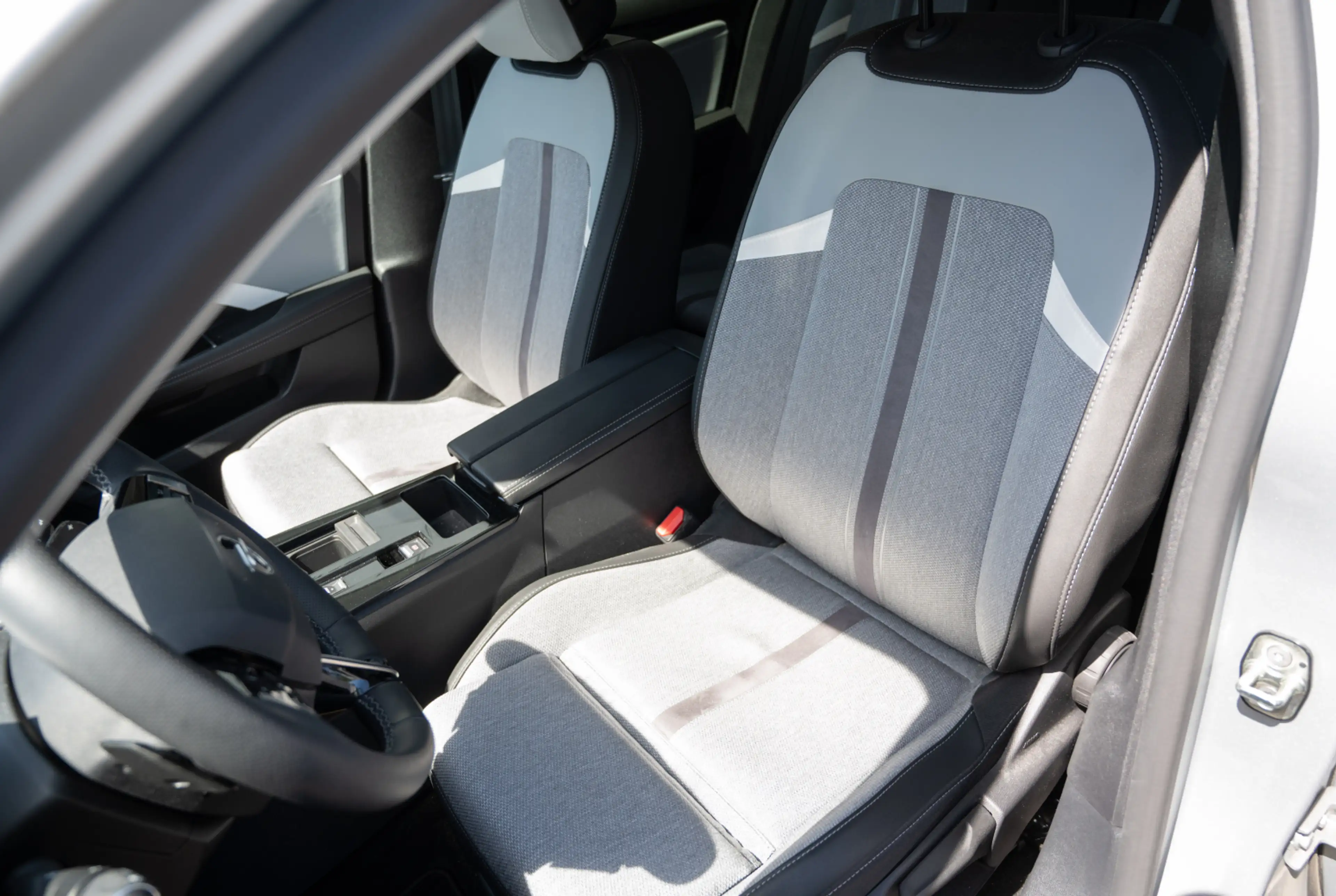 Opel Astra L ST 1.5 Diesel 130 Elegance EAT8 *MIRRORSCREEN*KAMERA*DAB* *INVENTUR-SALE* — photo 6