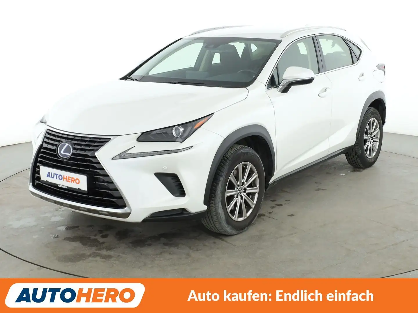 Lexus NX 300h NX 300h Amazing Edition Aut.*LED*CAM*TEMPO*SHZ*LHZ Blanc - 1