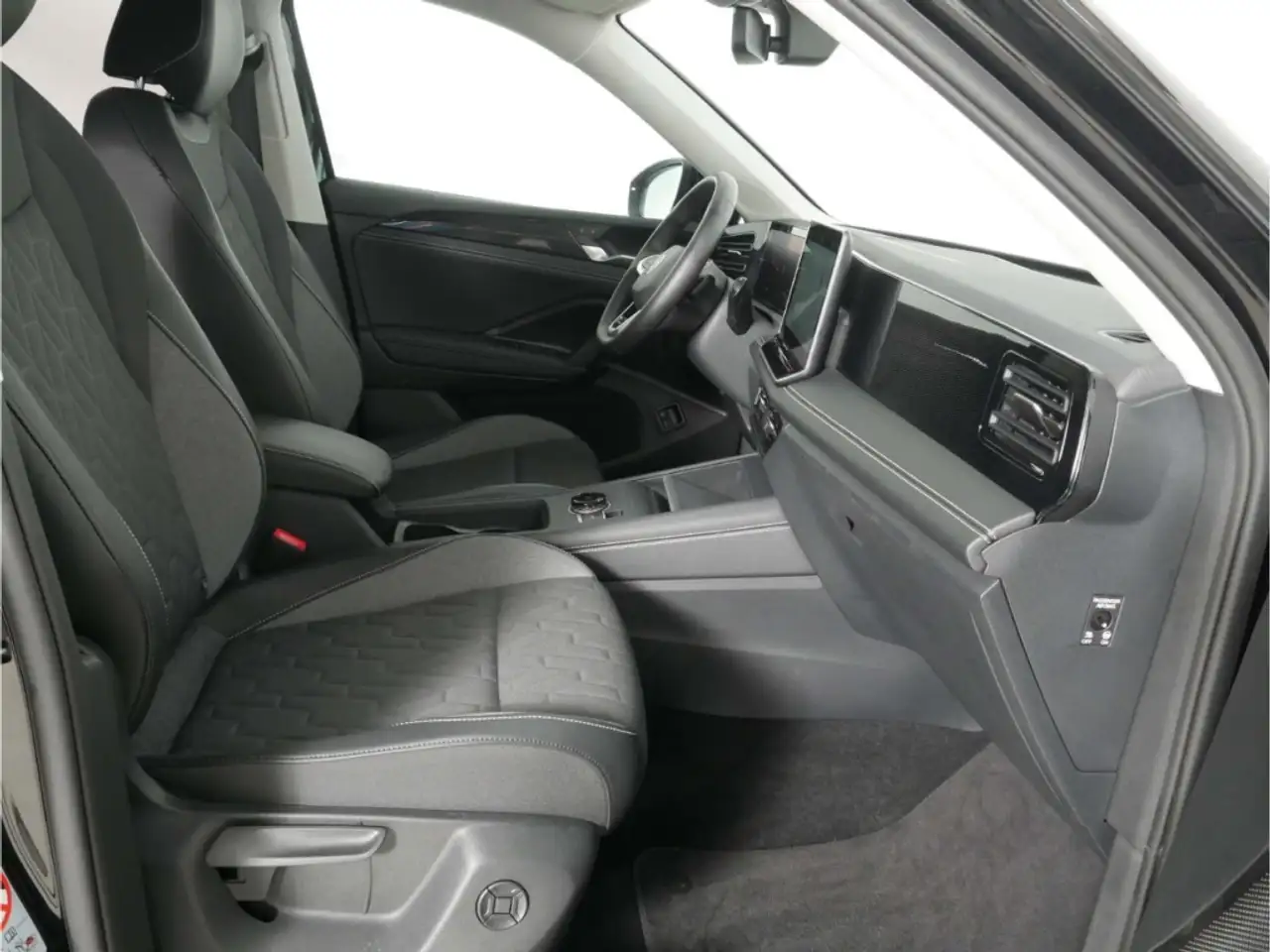 Volkswagen Tiguan 1.5 eHybrid ENERGY DSG AHK/NAV/LED/RFK/SH, миниатюра 17