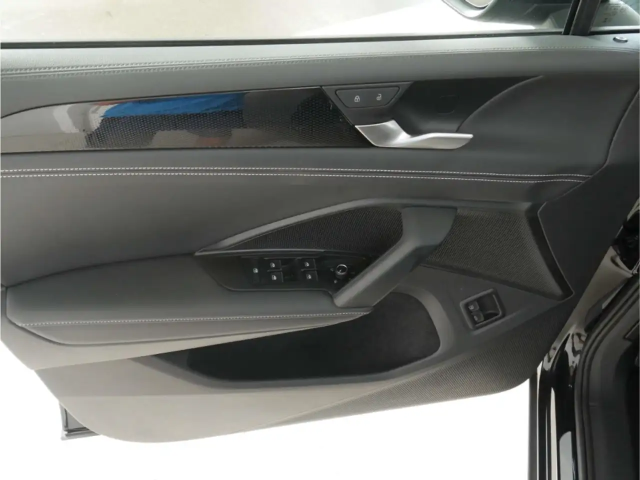 Volkswagen Tiguan 1.5 eHybrid ENERGY DSG AHK/NAV/LED/RFK/SH, миниатюра 19