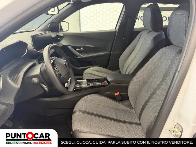 Peugeot 2008 view 14