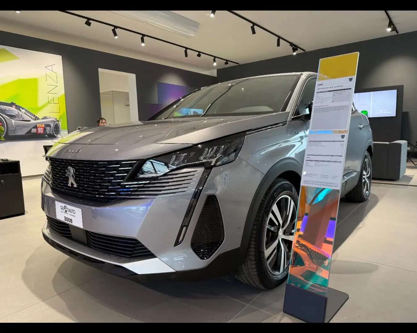 Peugeot 3008 1.6 HYBRID4 PHEV Allure Pack Grigio - 1