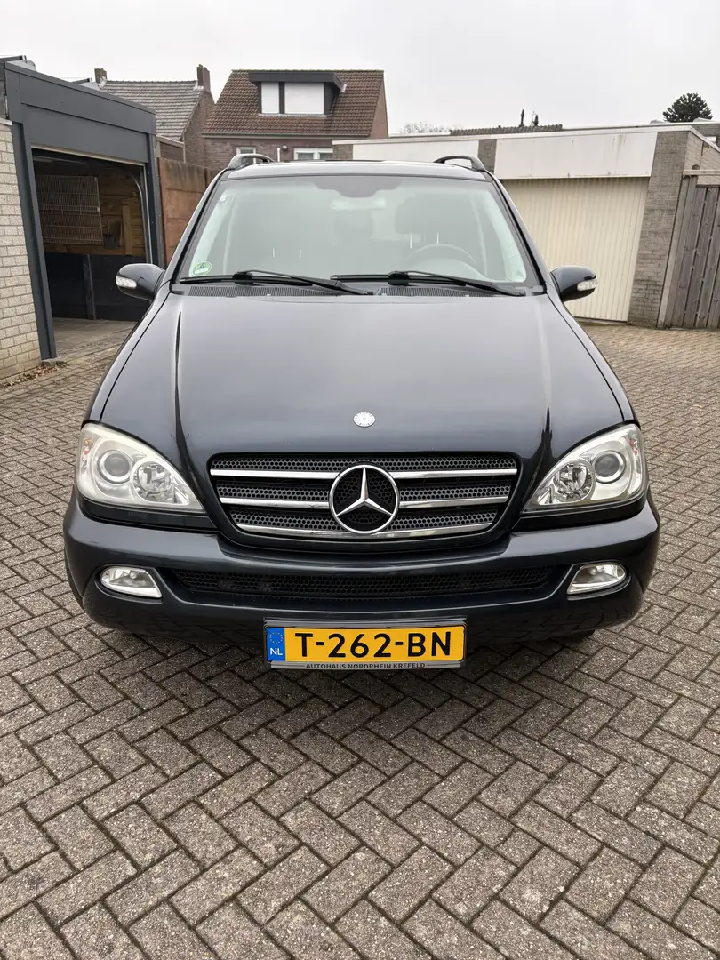 Mercedes-Benz ML 500 - 1