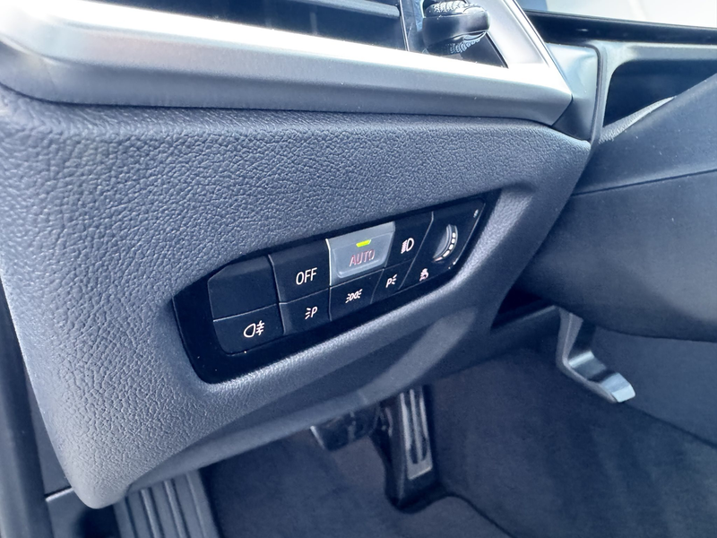 BMW 318 d Touring M Sportpaket Pro LED Tempomat — photo 12
