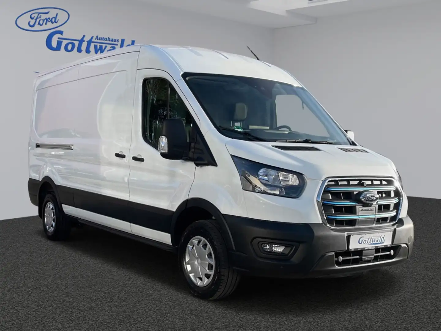 Ford Transit E-Transit 350 L3H2 Trend BEV 68 kWh Batterie Weiß - 1