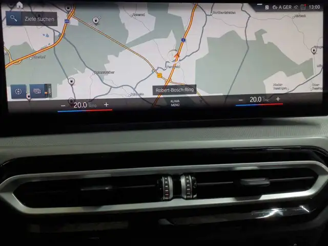 BMW 3 Series view 12