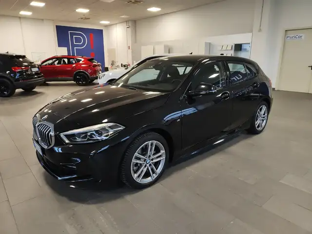 BMW 120 i 178cv 5p. Msport Auto Navi Fari LED M sport