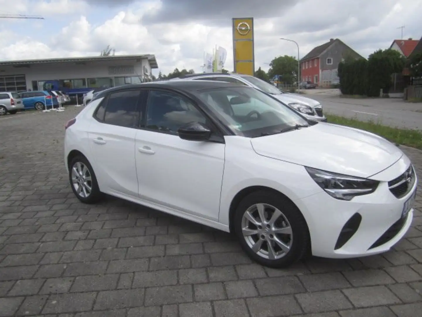 Opel Corsa 1.2 S/S Edition *Dach schw. *Rückfahrkamera Weiß - 1