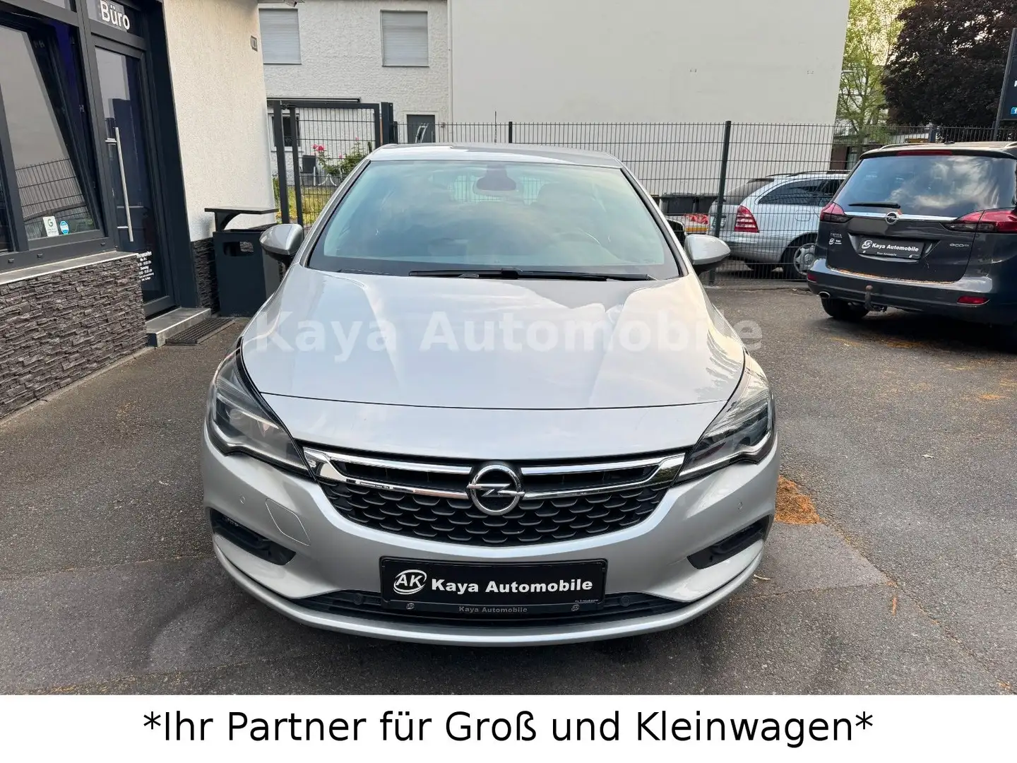 Opel Astra K Lim. 5-trg. 120 Jahre Start/Stop Hu/Au Plateado - 2