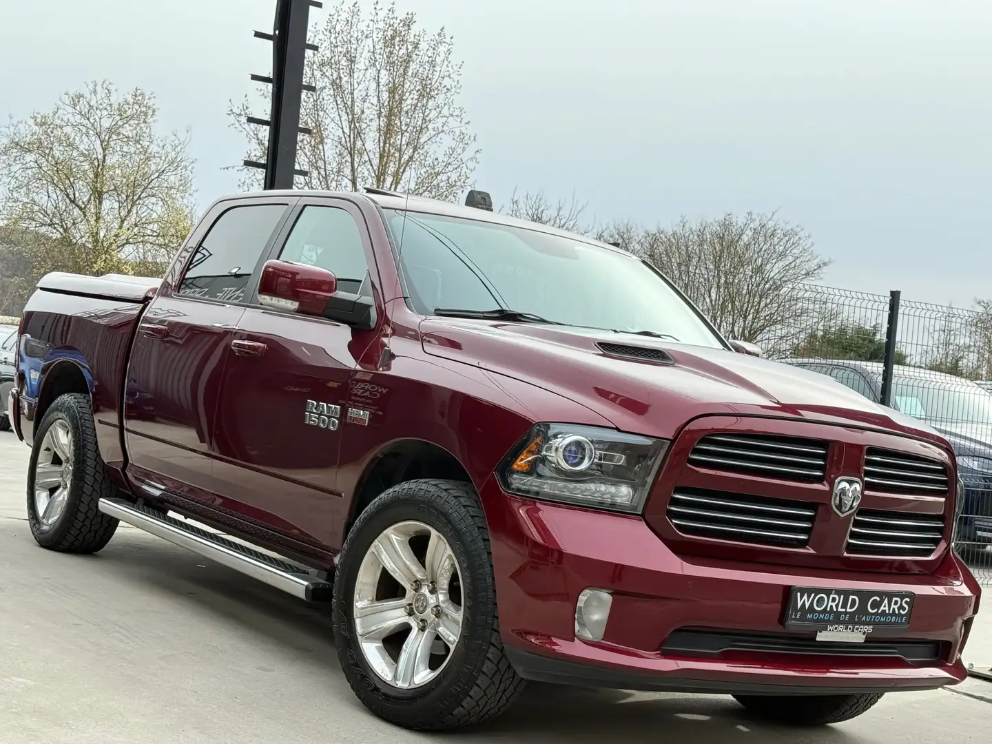 Dodge RAM 5.7 LPG SPORT LARAMIE/ TVAC*BTWIN/ FULL OPTIONS Rouge - 2