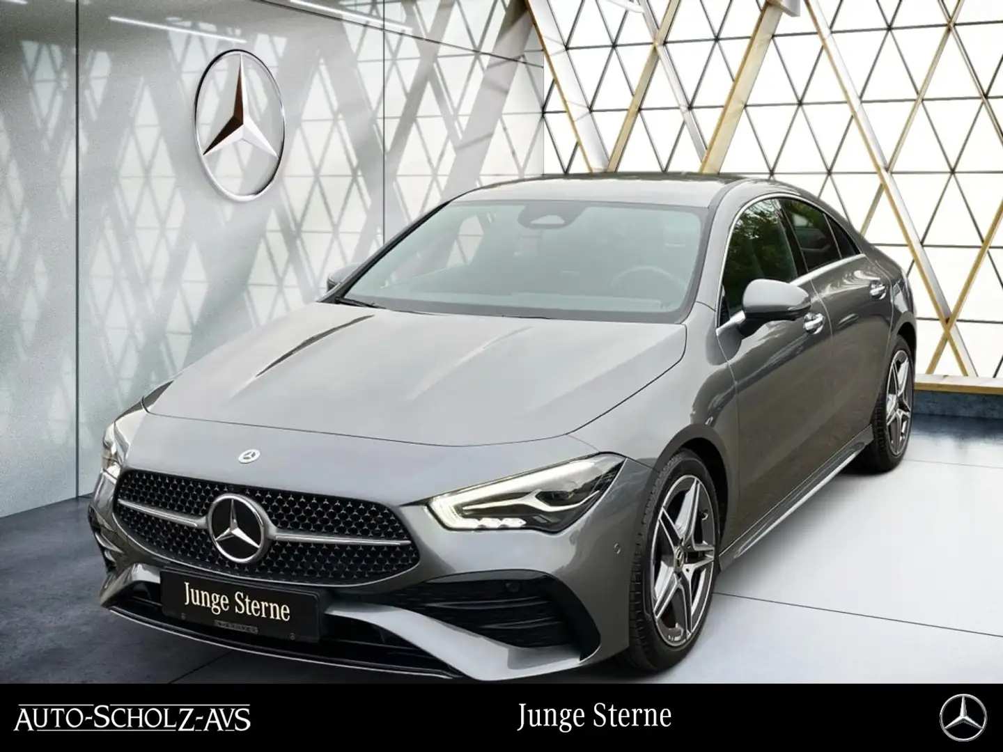 Mercedes-Benz CLA 200 Coupé AMG LenkradHz*360°KAM*Sitzkomfort´ Grau - 1