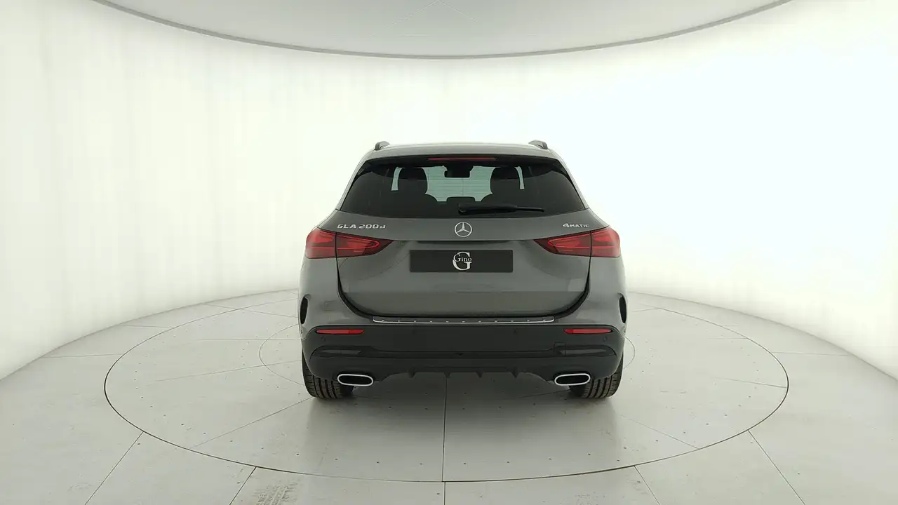 Mercedes-Benz GLA 2026