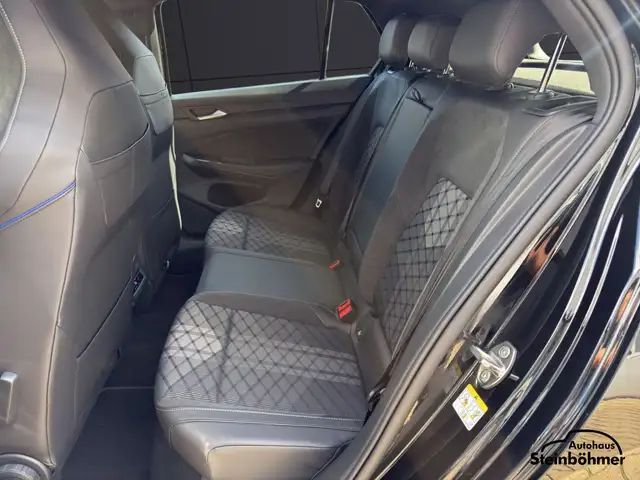 Volkswagen Golf view 15