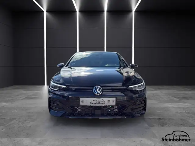 Volkswagen Golf view 11
