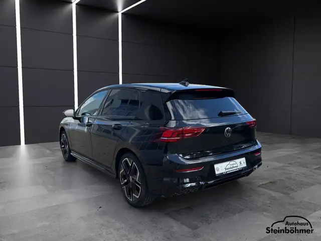 Volkswagen Golf view 4