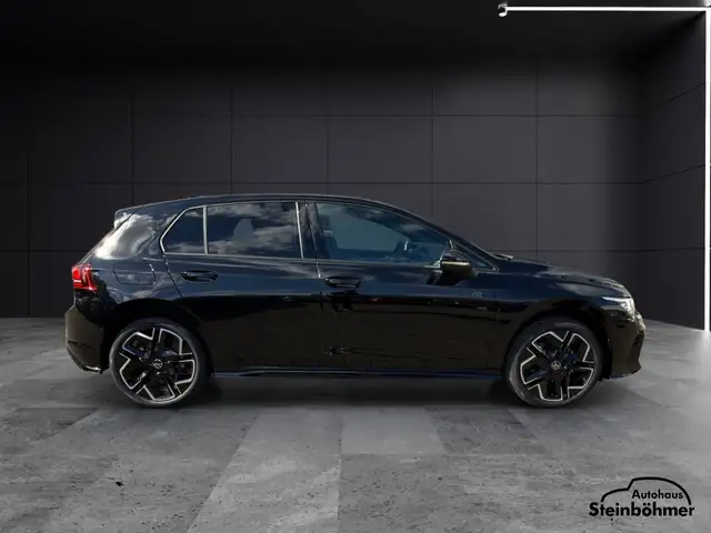 Volkswagen Golf view 9