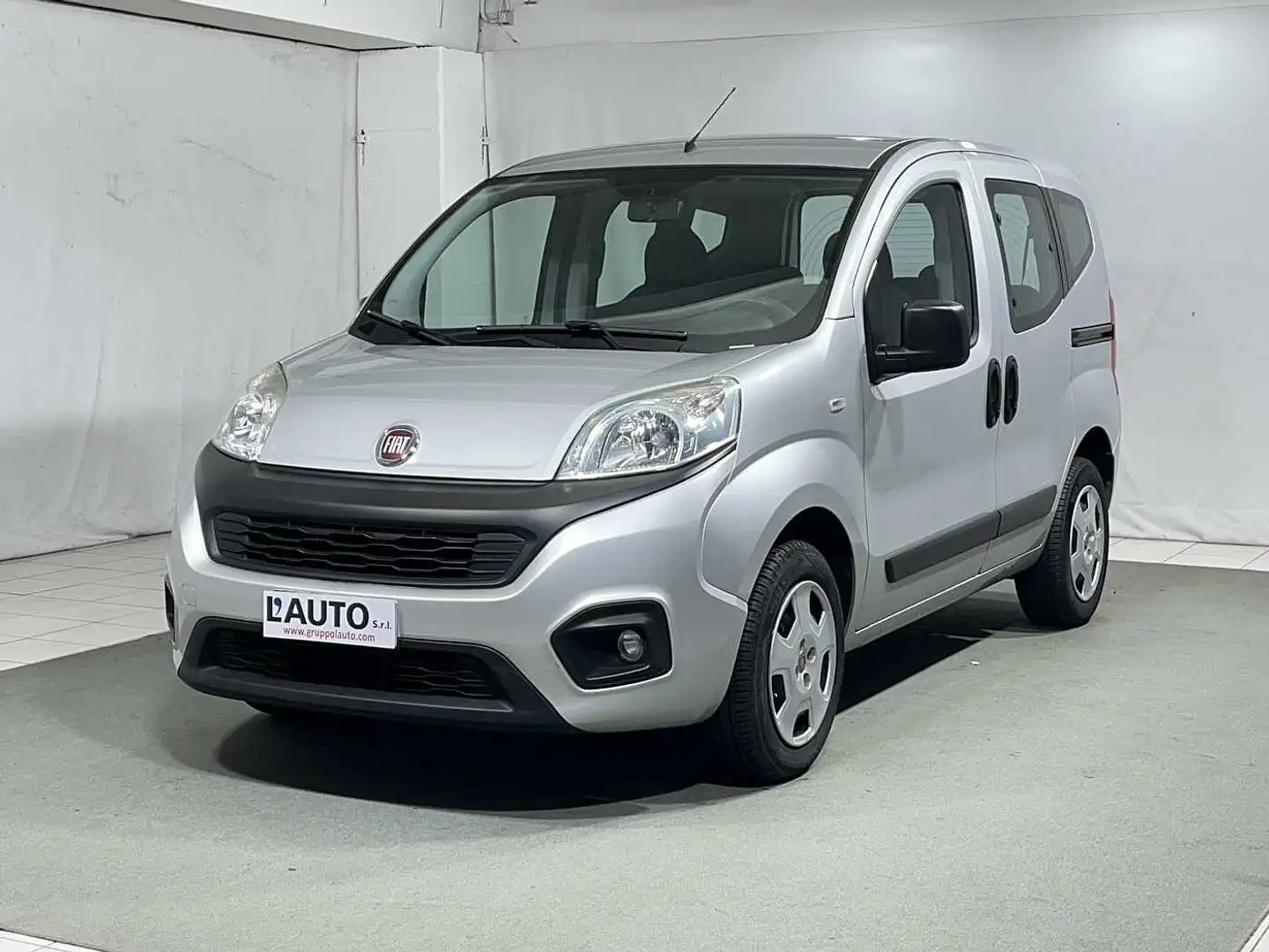 Fiat Qubo 1.3 MJT 80 CV Easy Argent - 1