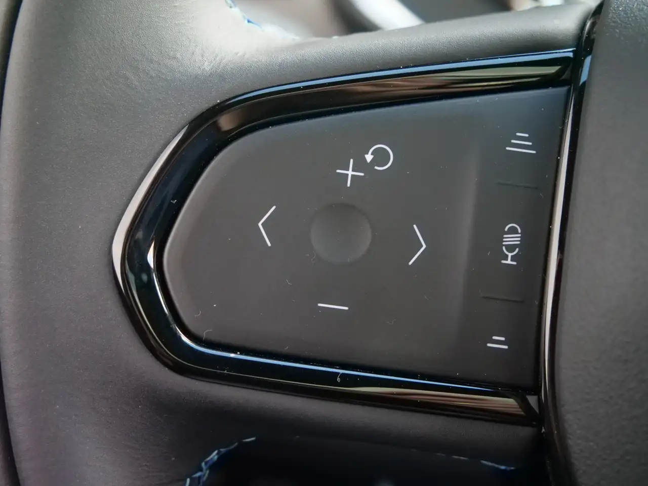 Lynk & Co 01 2023 — фото 11