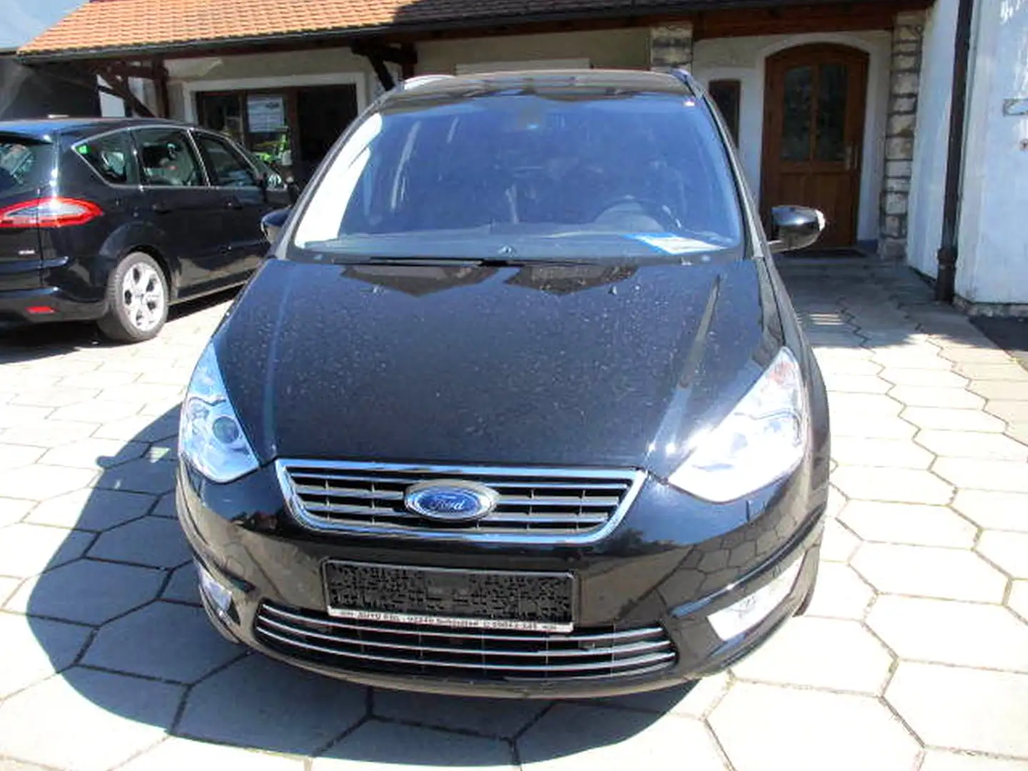 Ford Galaxy 2.0 TDCi DPF Titanium Чорний - 2