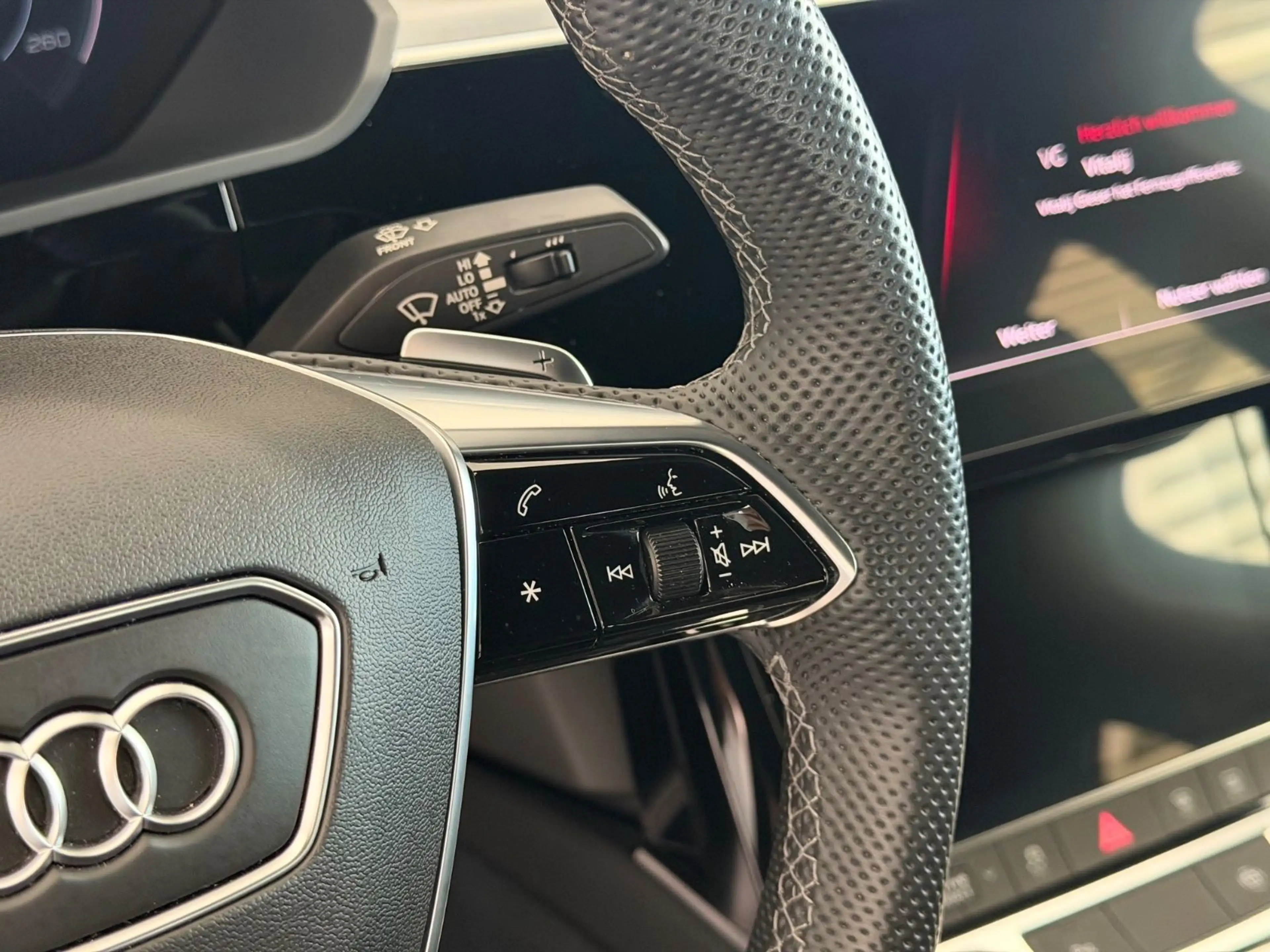 Audi e-tron Sportback 50 quattro S line/Luftfahrwerk — photo 13