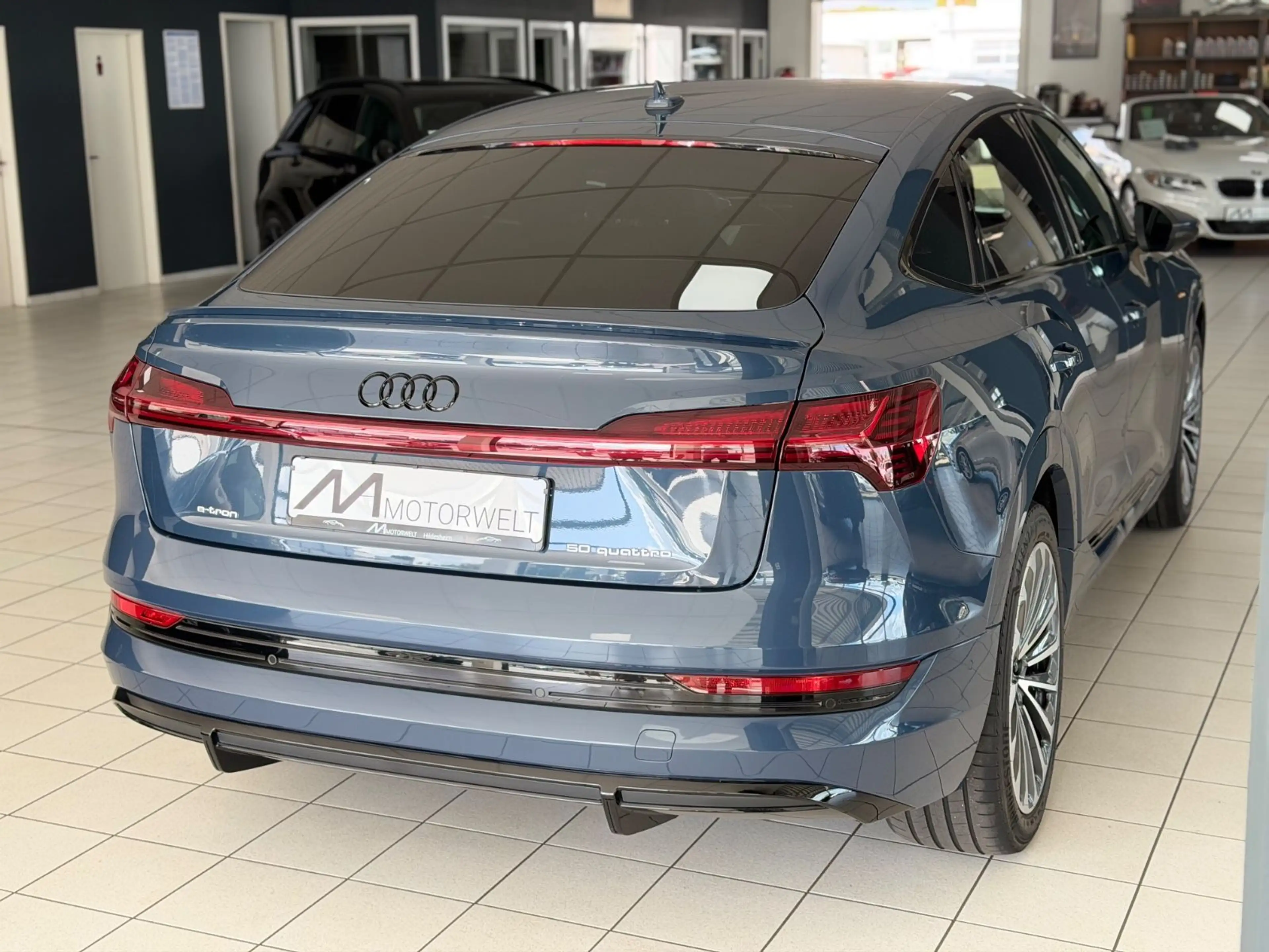 Audi e-tron Sportback 50 quattro S line/Luftfahrwerk — photo 6