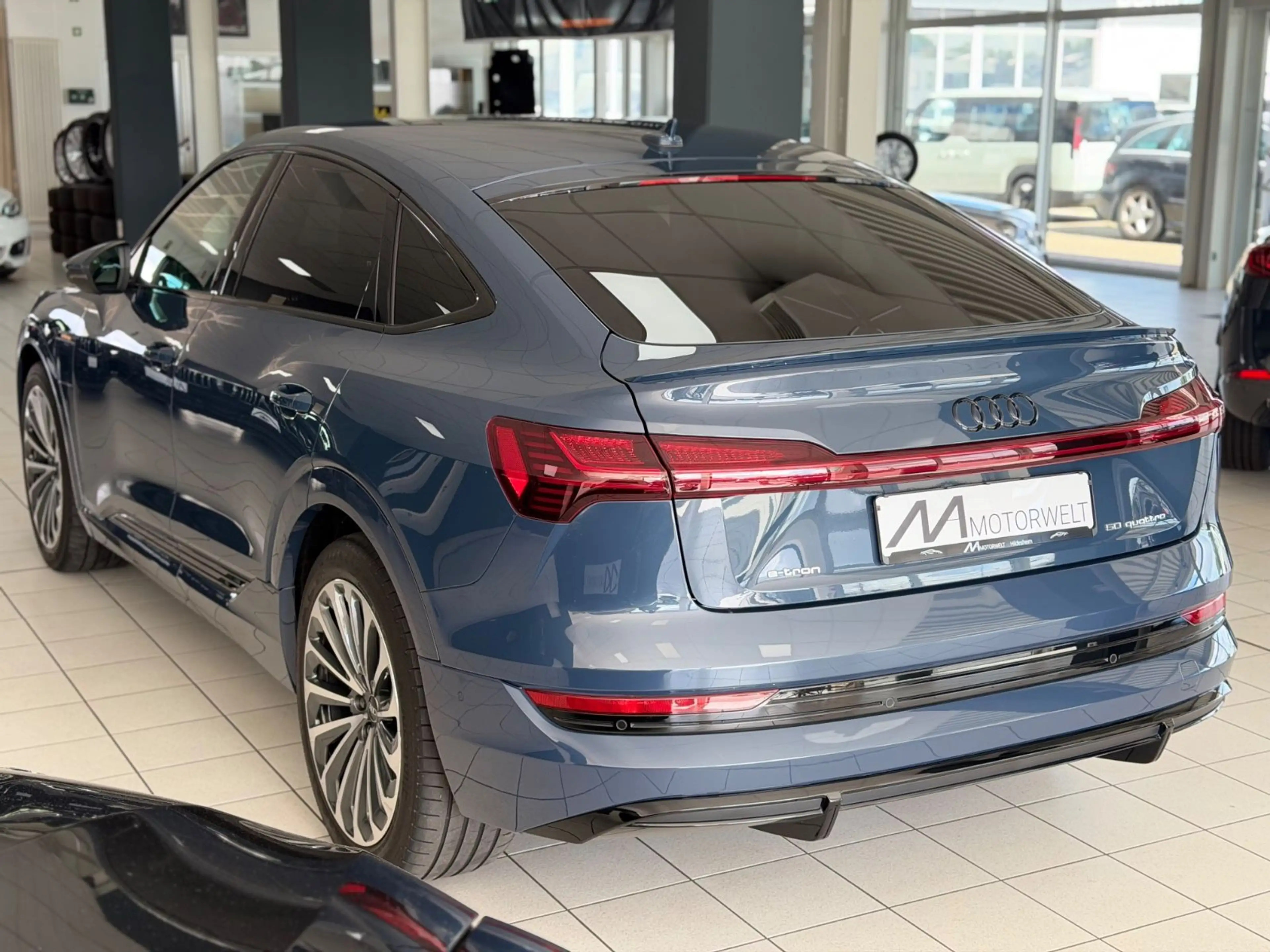 Audi e-tron Sportback 50 quattro S line/Luftfahrwerk — photo 4