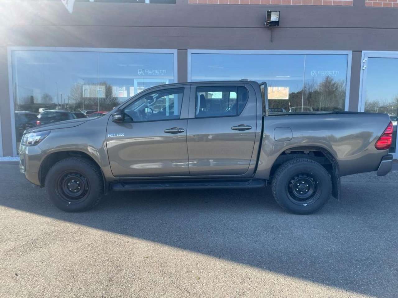 Toyota Hilux 2.8 D-4D 4WD 4 porte Double Cab Comfort