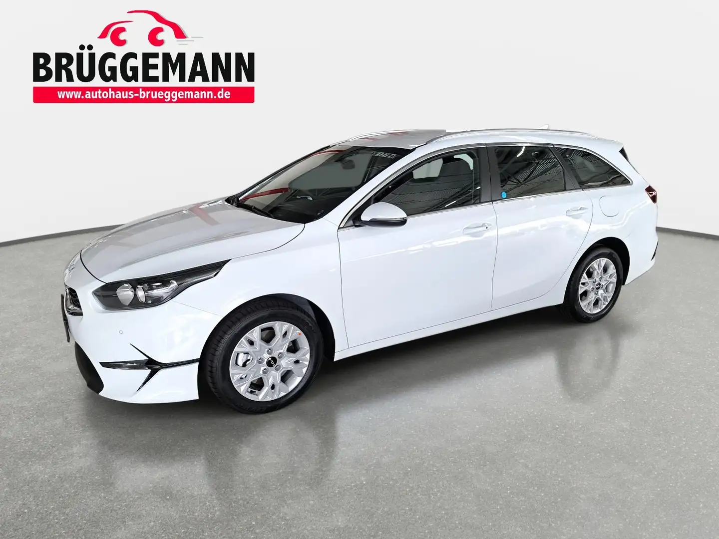 Kia Ceed SW / cee'd SW CEED SW 1.5 T-GDI DCT7 ULTIMATE EDITION MJ25 Weiß - 1