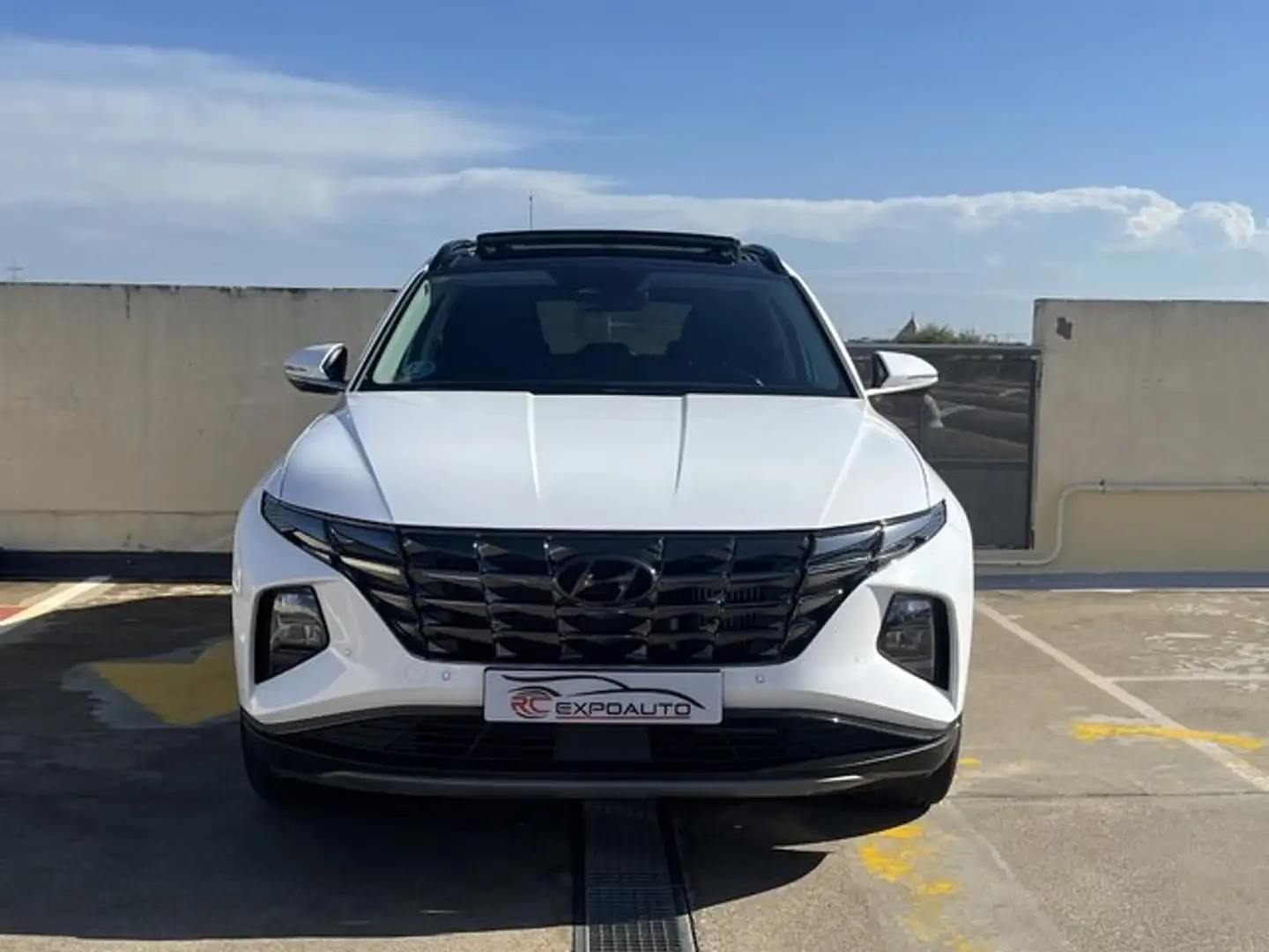 Hyundai TUCSON 1.6 TGDI 48V Tecno 2C 4x2 DT Blanco - 2