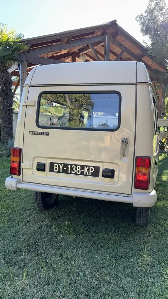 Renault R 4 F6, foto 12