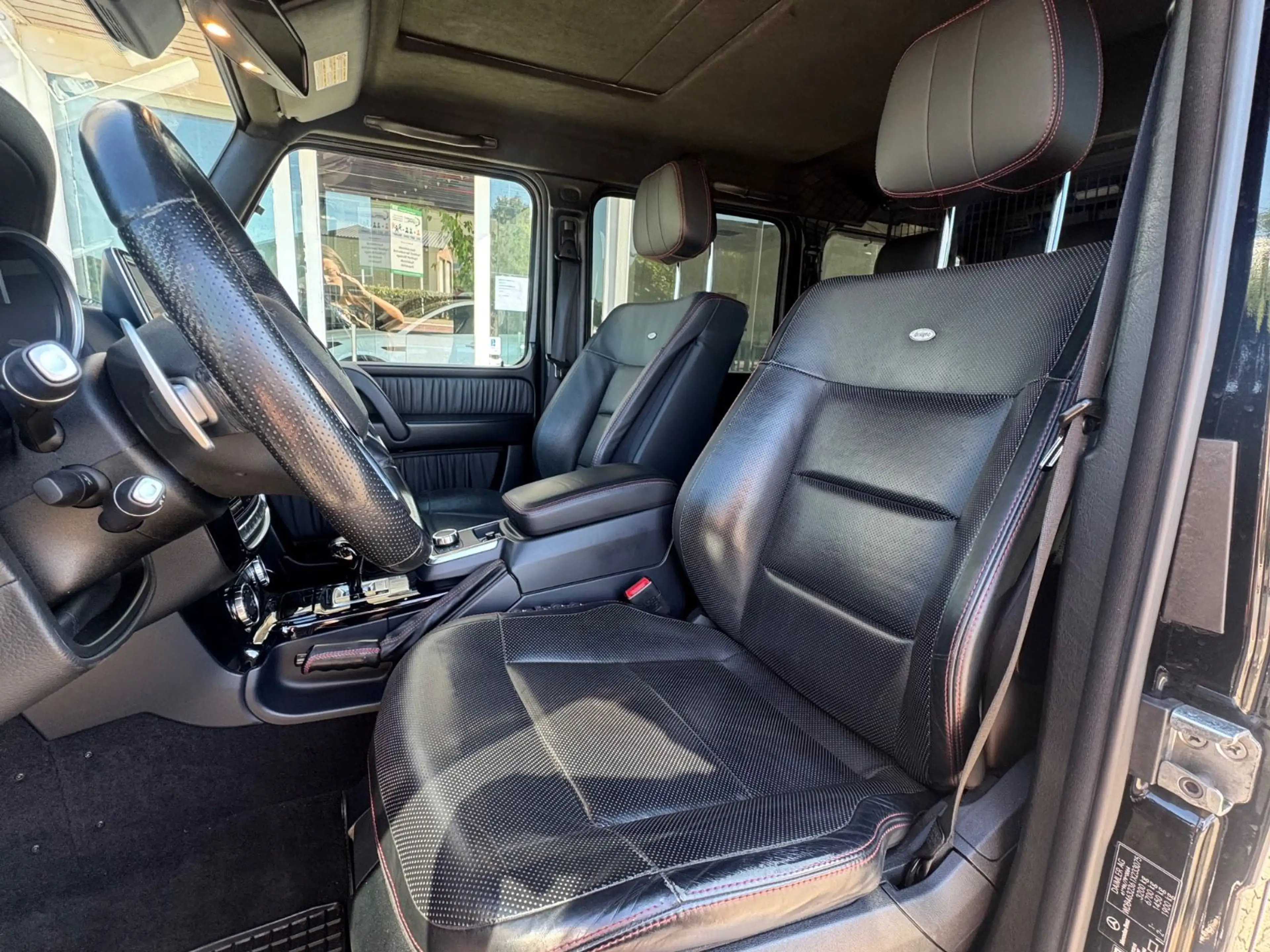 Mercedes-Benz G 500 G Station Edition 35 — photo 9