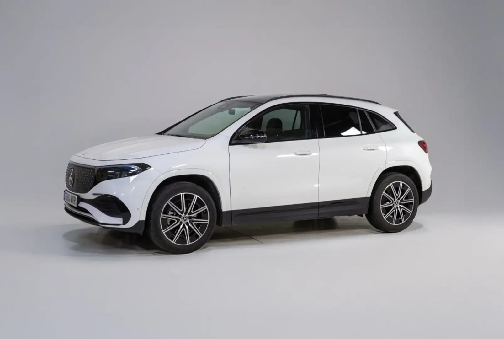 Mercedes-Benz EQA 250 + Blanc - 1