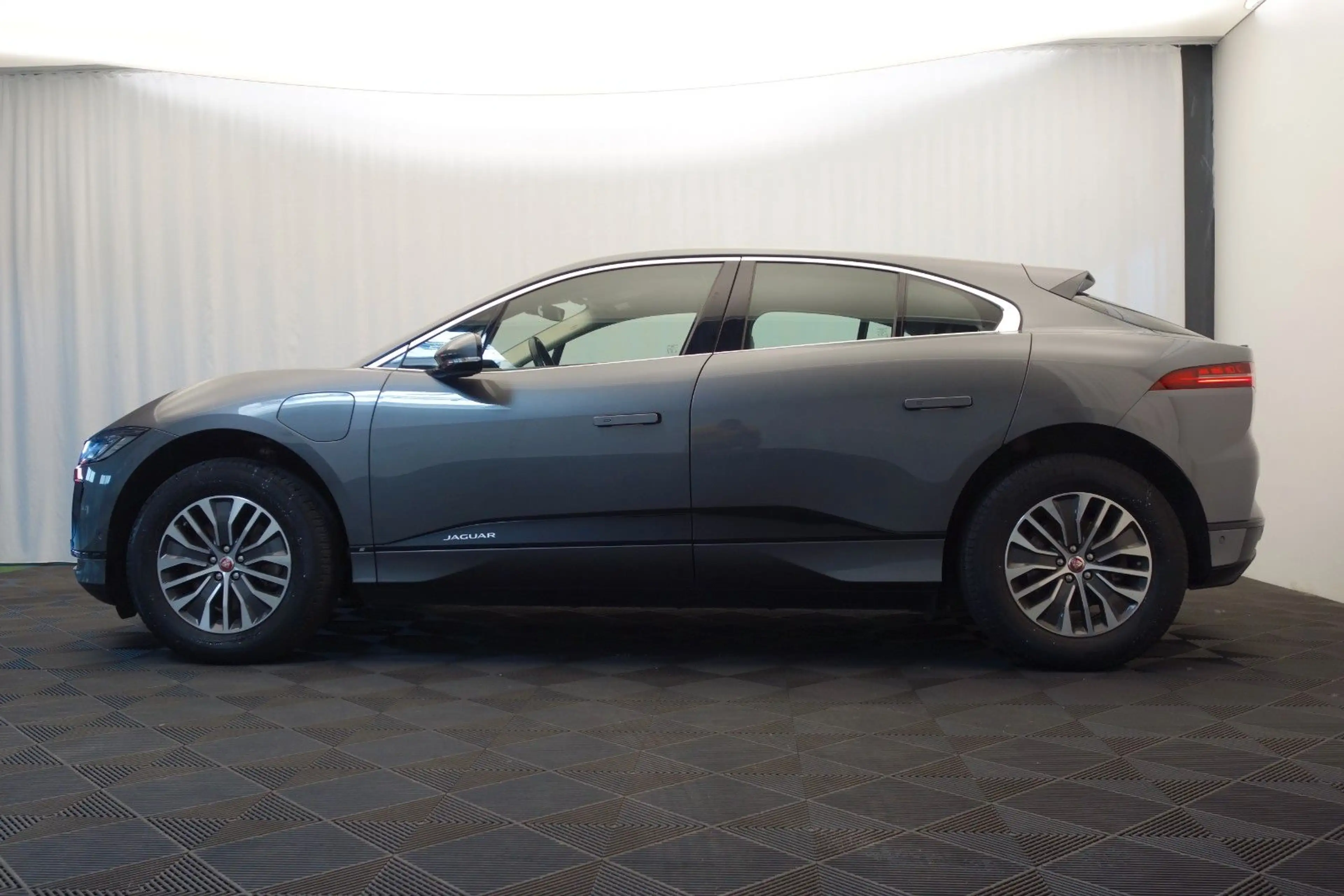 Jaguar I-Pace I-PACE S EV400 AWD *Premium SUV, 400 PS* — photo 5