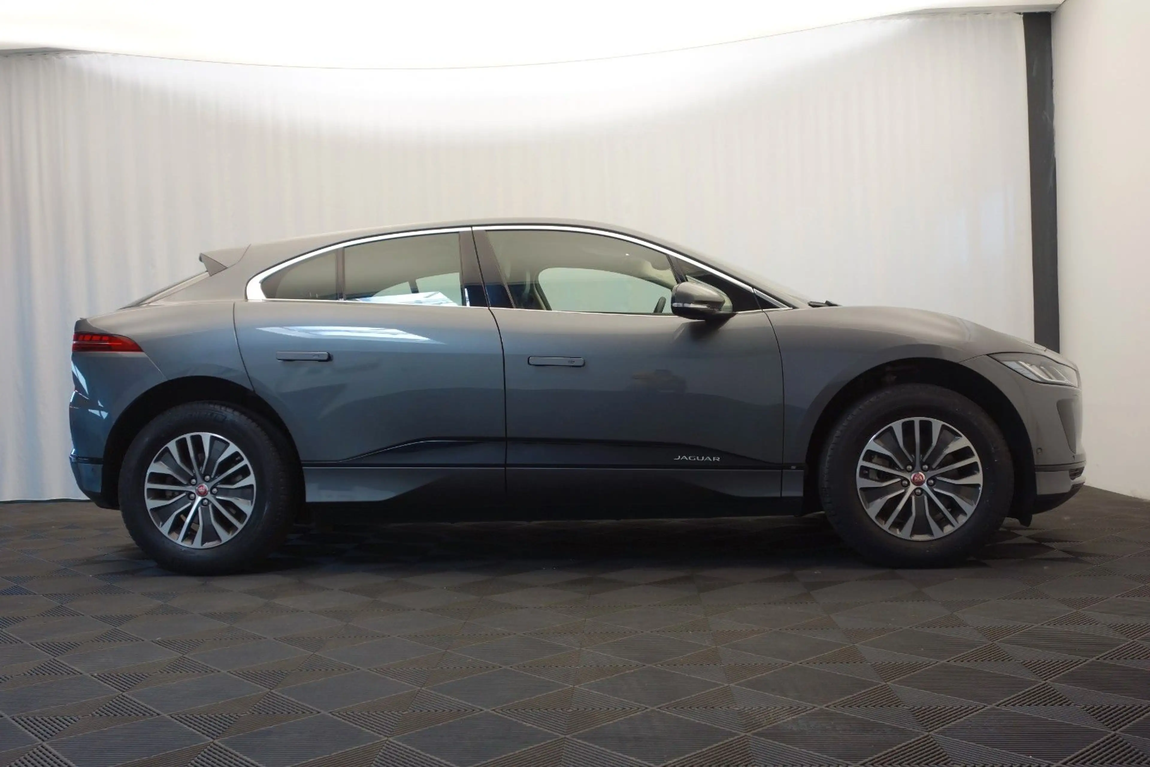 Jaguar I-Pace I-PACE S EV400 AWD *Premium SUV, 400 PS* — photo 8