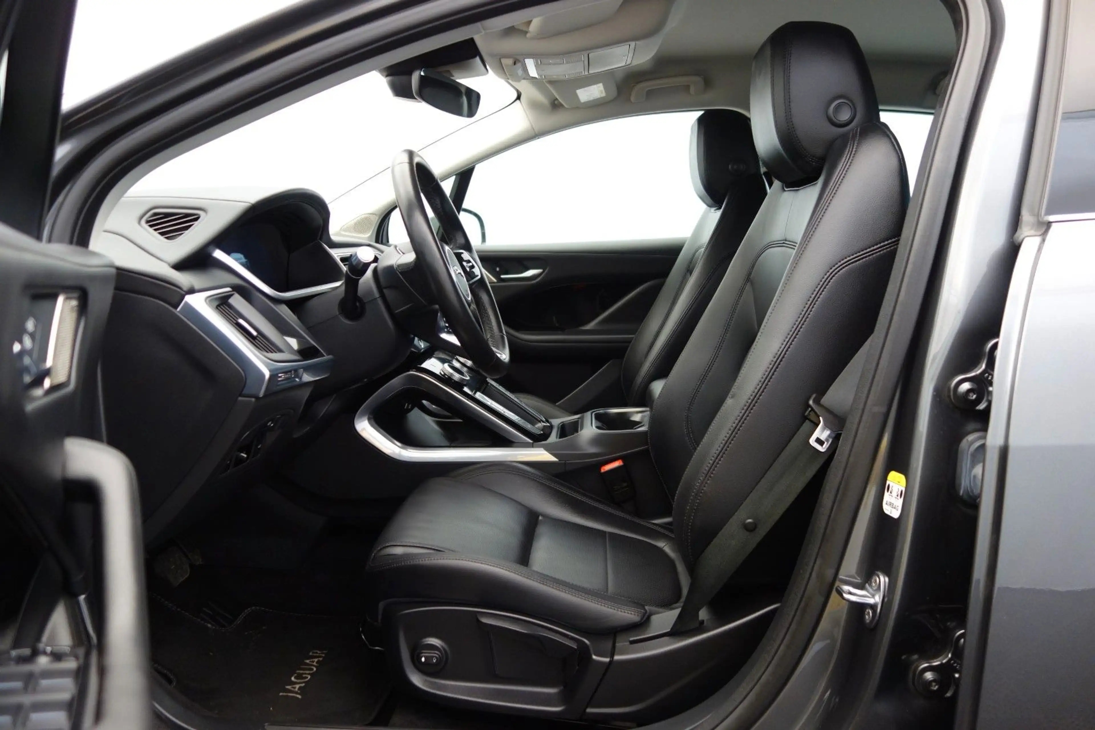 Jaguar I-Pace I-PACE S EV400 AWD *Premium SUV, 400 PS* — photo 10