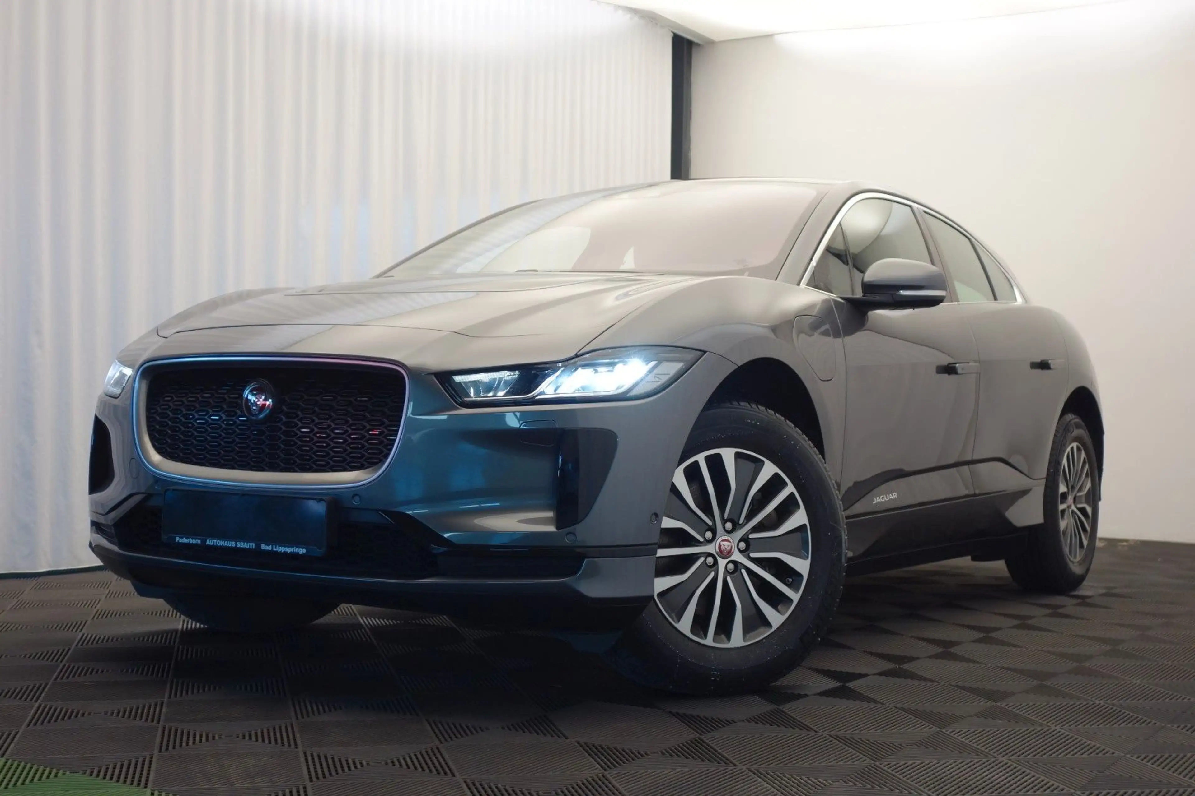 Jaguar I-Pace I-PACE S EV400 AWD *Premium SUV, 400 PS* — photo 4
