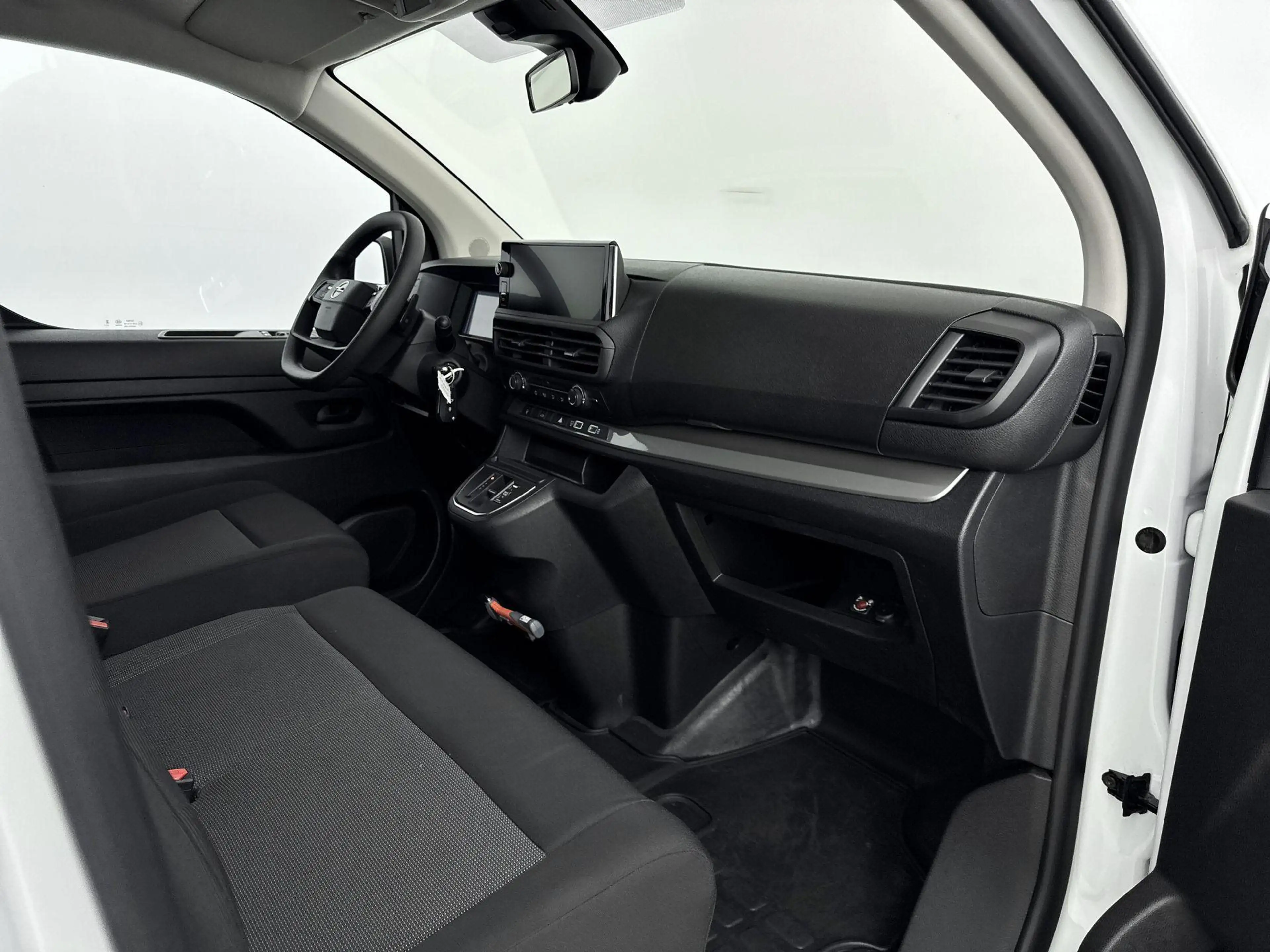 Opel Vivaro-e Electric L2 136 pk 75 kWh Automaat | Camera | 3- P — photo 8