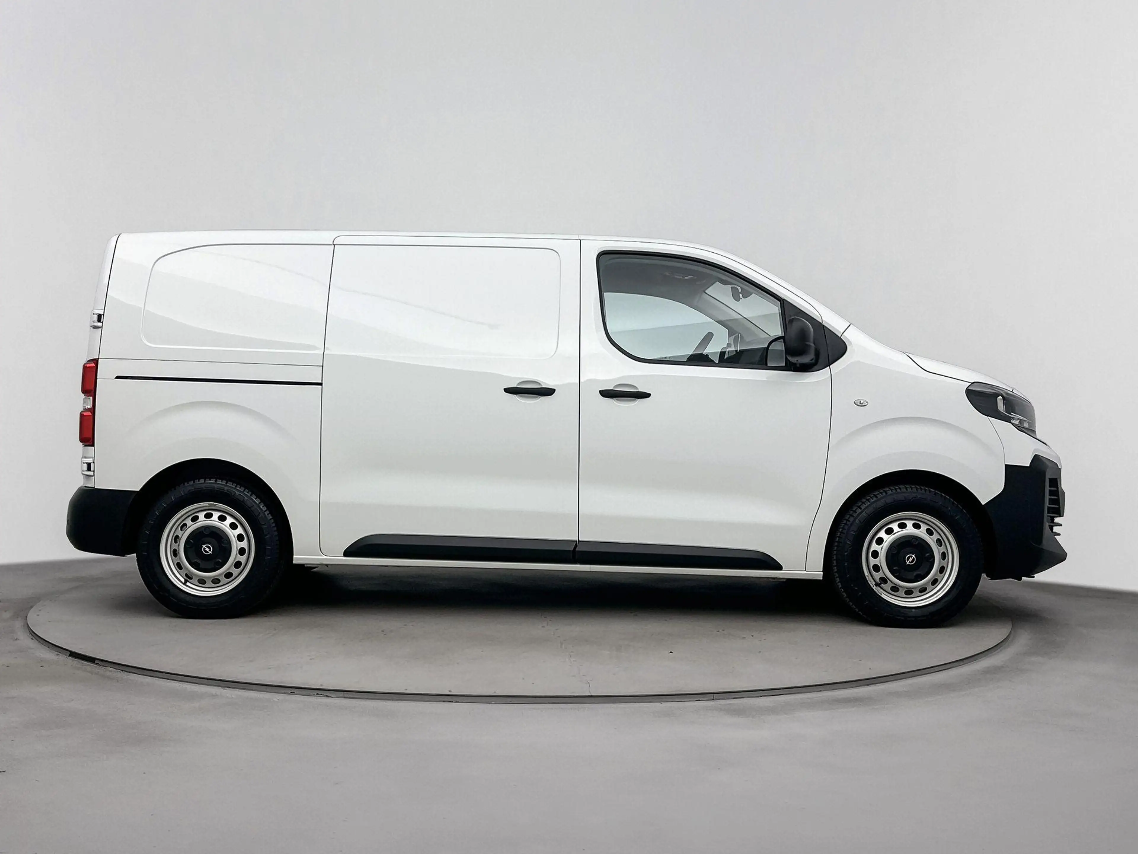 Opel Vivaro-e Electric L2 136 pk 75 kWh Automaat | Camera | 3- P — photo 12