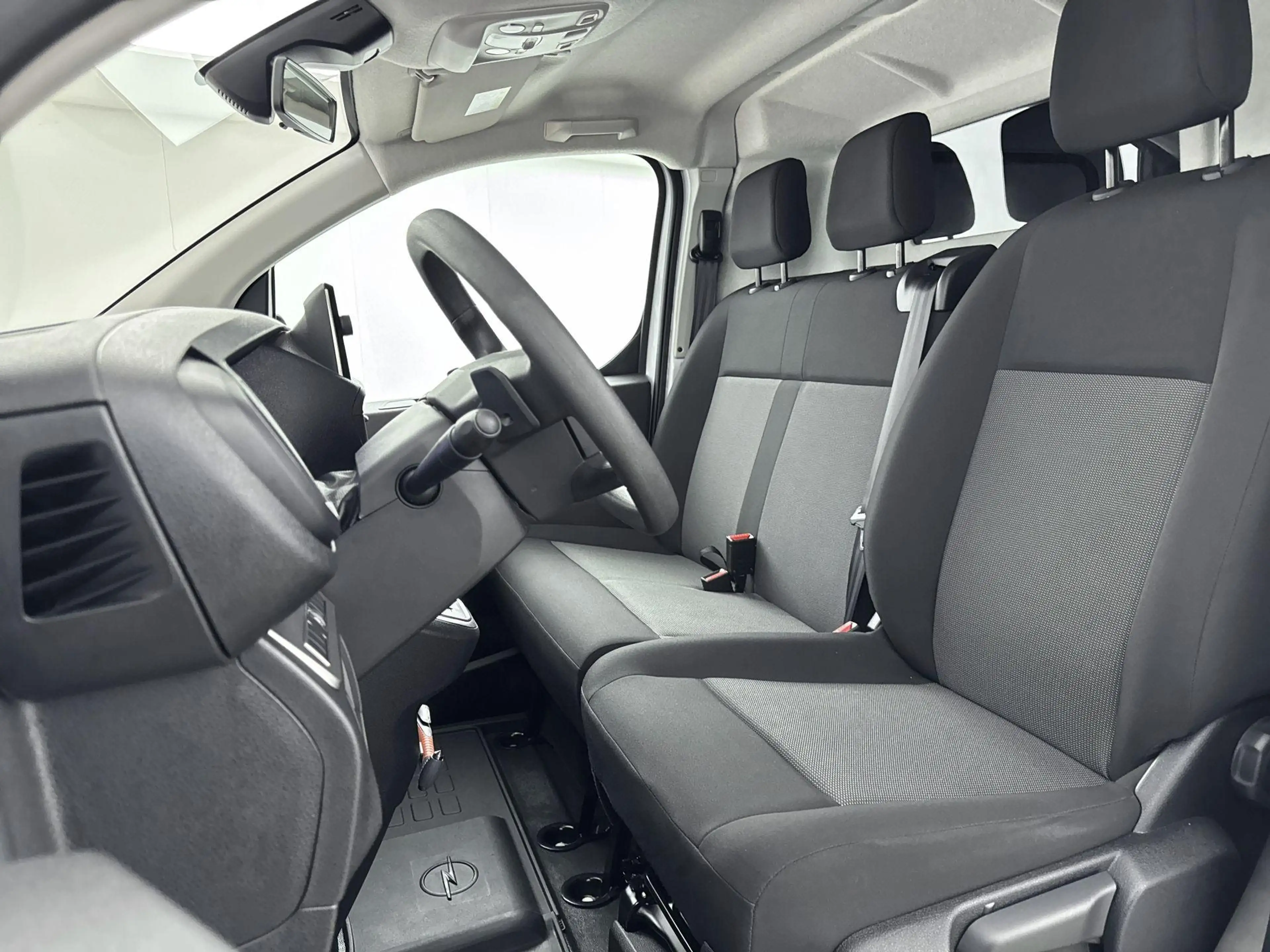 Opel Vivaro-e Electric L2 136 pk 75 kWh Automaat | Camera | 3- P — photo 7