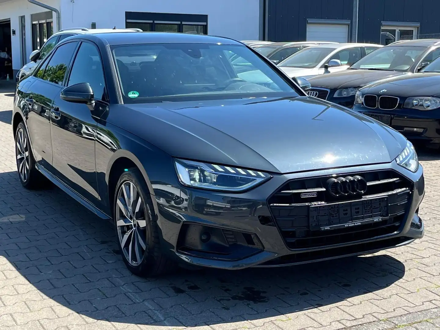 Audi A4 Lim 40 TDI quattro Virtual Matrix Kamera Grau - 2