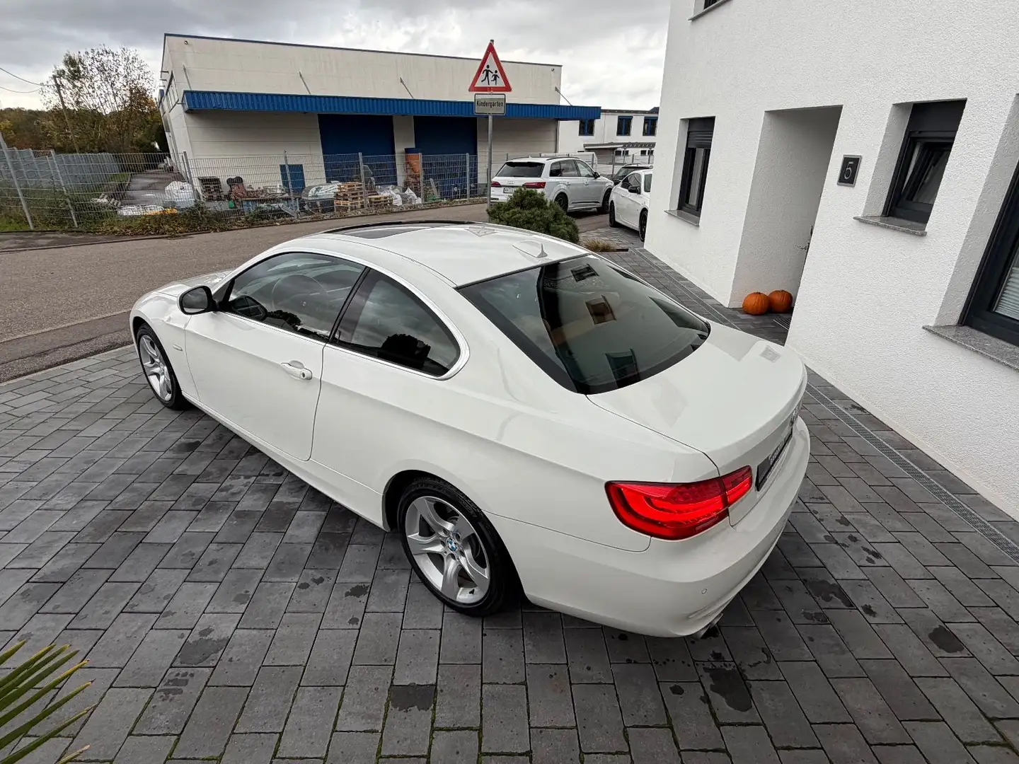 BMW 325 3 Coupe 325d Automatik/Navi/Leder Blanc - 2