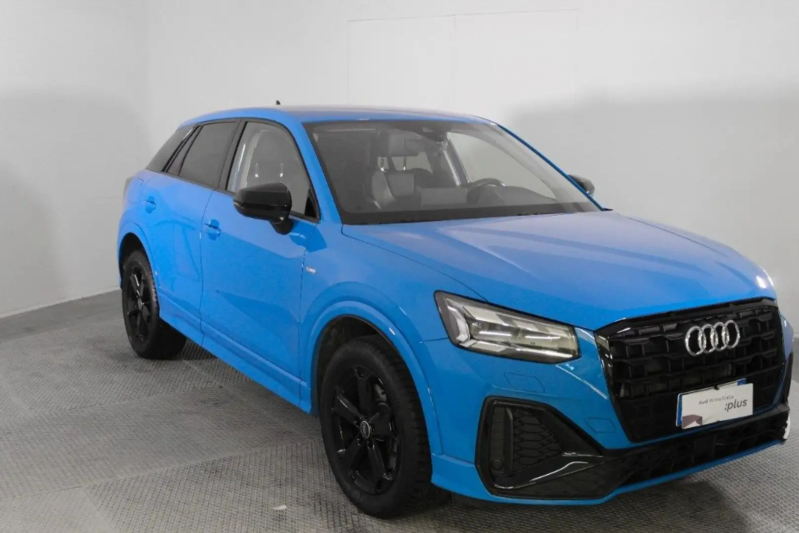 Audi Q2 35 TFSI S tronic S line Edition Blu/Azzurro - 2