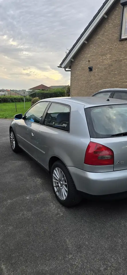 Audi A3 1.6 Attraction, foto 1
